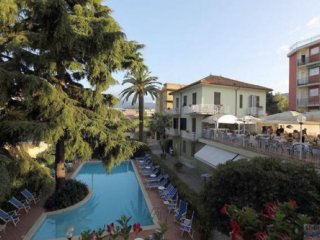 Hotel Bergamo - Ligurie Riviera Ponente - Itálie, San Bartolomeo al Mare - Pobytové zájezdy
