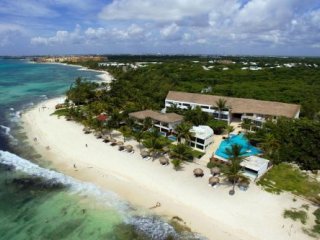 LE REVE BOUTIQUE BEACHFRONT HOTEL 4