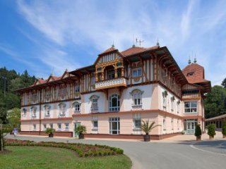 Hotel Jurkovičův dům - Východní Morava - Česká republika, Luhačovice - léto - Pobytové zájezdy