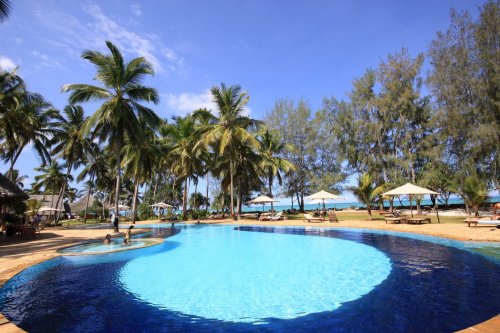 Hotel Bluebay Beach Resort