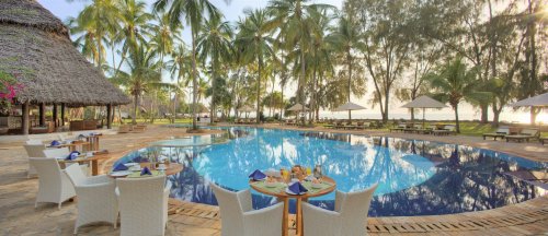 Hotel Bluebay Beach Resort