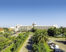 COMODORO 4 / BRISAS DEL CARIBE 4