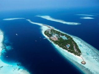 VILAMENDHOO ISLAND RESORT  4