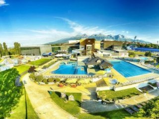 Hotel Aquacity Seasons