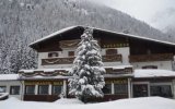 Hotel Bucaneve