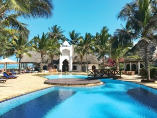 Hotel Sultan Sands Island Resort