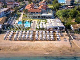 Hotel Acharavi Beach