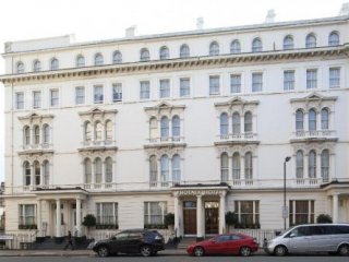 Hotel Phoenix