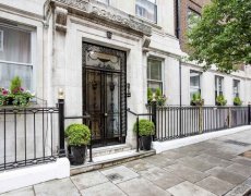 Hotel Astor Court
