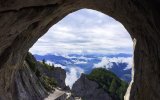 Největší ledová jeskyně na světě a zážitkový hrad
