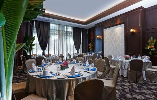 VE Hotel & Residence