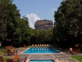 HOTEL SIGIRIYA 3  
