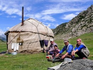 Kyrgyzstán – turistika v pohoří Ťan-šan