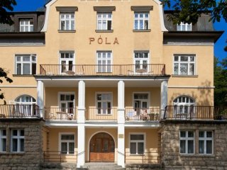 LÁZEŇSKÉ PENZIONY VEPŘEK A PÓLA- Luhačovice