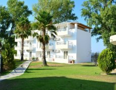 Cavos Beach House