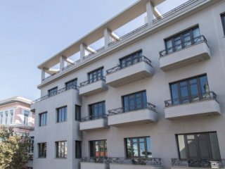Perianth Hotel