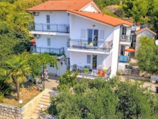 Vila Jure