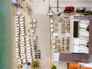 Sea Level Hotel