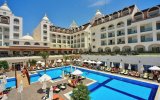Hotel Side Crown Serenity