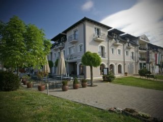 Hotel Xavin