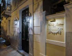 Hotel Noble Suites