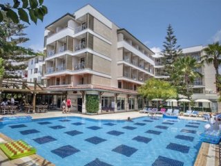 Hotel Trendy Side Beach