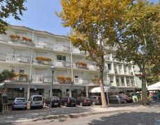Pineda Aparthotel