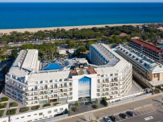 Aqua Hotel Aquamarina & Spa