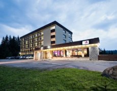 Hotel Pieris