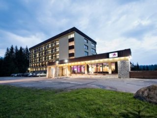 Hotel Pieris