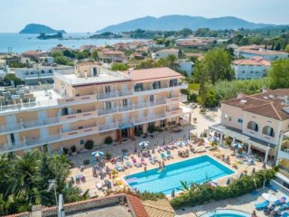Hotel Ionis Art