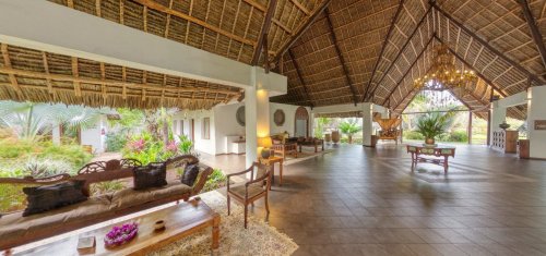 Hotel Karafuu Beach Resort