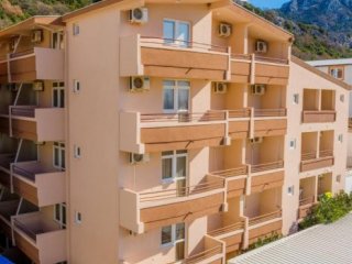 Studiové apartmány LARA, Čanj