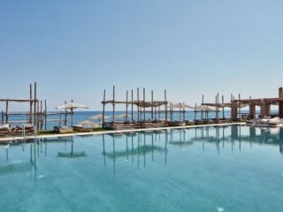 La Mer Resort & Spa