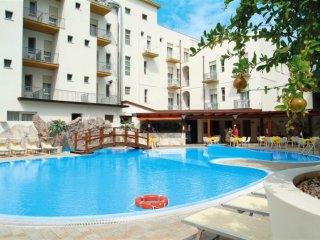 Hotel Ferretti Club Angelini