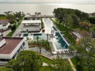 Aydinbey Siu Collection