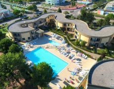 Villaggio Girasoli e Calycanthus