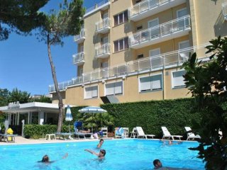 Hotel Bahama s bazénem Rimini San Giuliano