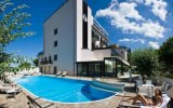 Katalog zájezdů, Hotel Ferretti Beach s bazénem Rimini Marina Centro