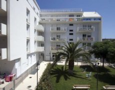 Residence I Delfini  s bazénem Cupra