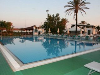 Villaggio Le Palme s bazénem