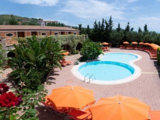 Residence Baia Infreschi s bazénem