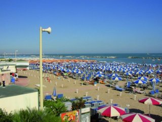 Hotel Philadelphia 3, Cattolica