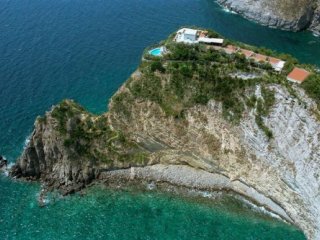 Punta Chiarito Resort
