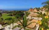 Katalog zájezdů, Royal Garden Villas