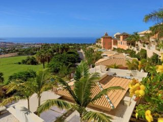 Royal Garden Villas