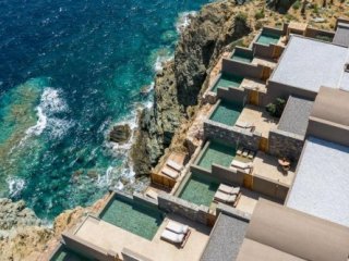 Hotel Acro Suites - A Wellbeing Resort