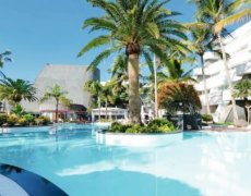 Hotel Plus Fariones Suite Hotel