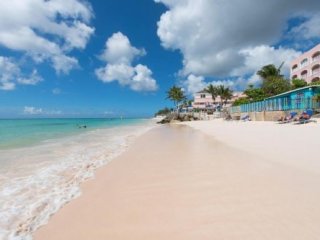 Butterfly Beach Hotel