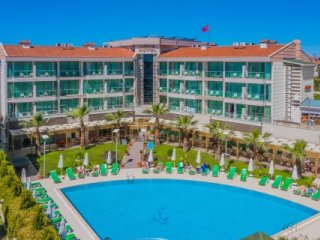 Lowe Hotel